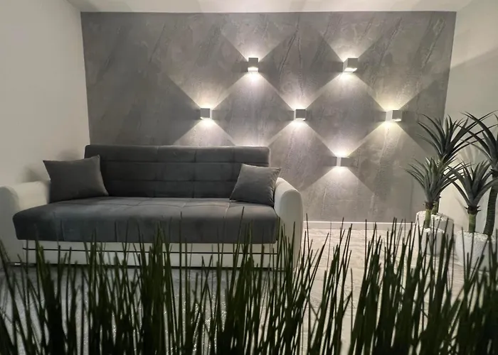 Agate Apartment