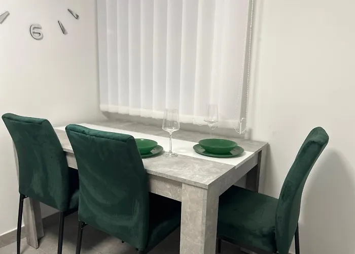 Agate Apartment